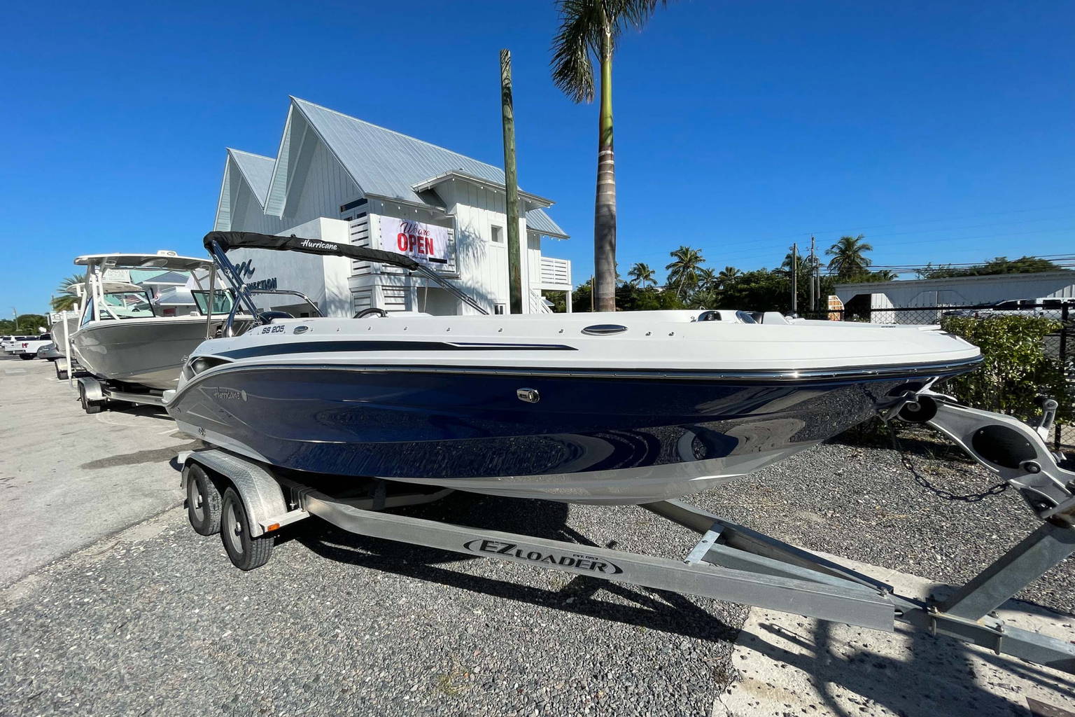 New 2023 Hurricane SunDeck Sport OB SS 205 OB #8919 image 2