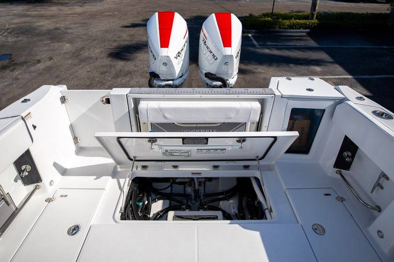New 2023 Blackfin 332CC #C231 image 14