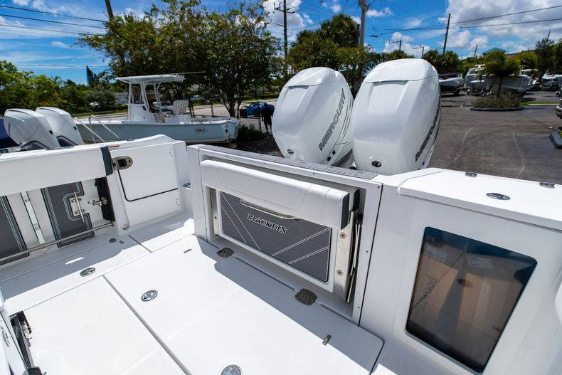 New 2023 Blackfin 332CC #C238 image 18