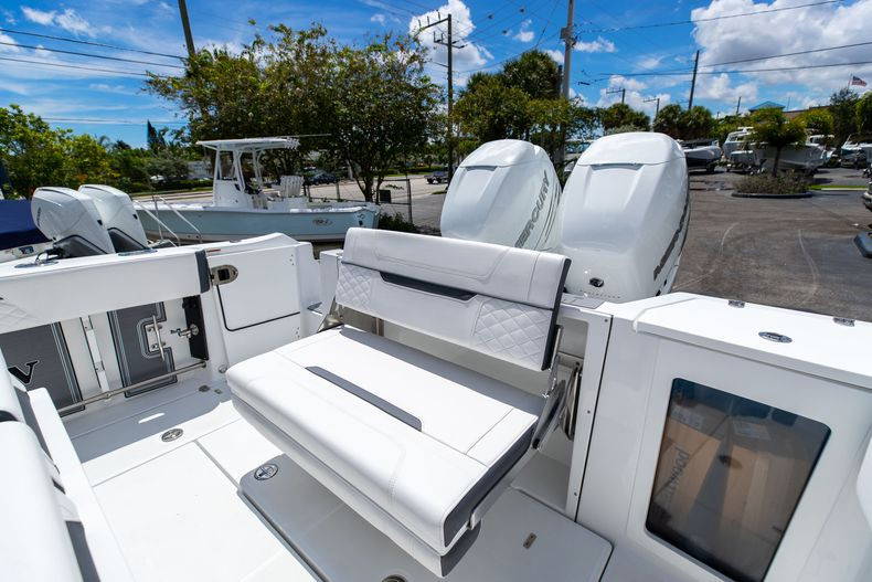 New 2023 Blackfin 332CC #C238 image 19