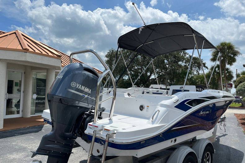 New 2022 Hurricane SunDeck Sport OB SS 205 OB #8367 image 6