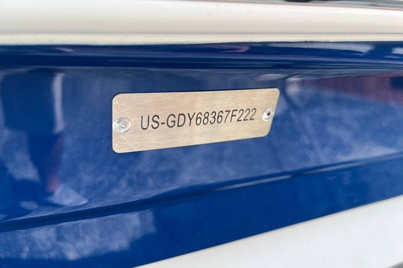 New 2022 Hurricane SunDeck Sport OB SS 205 OB #8367 image 8