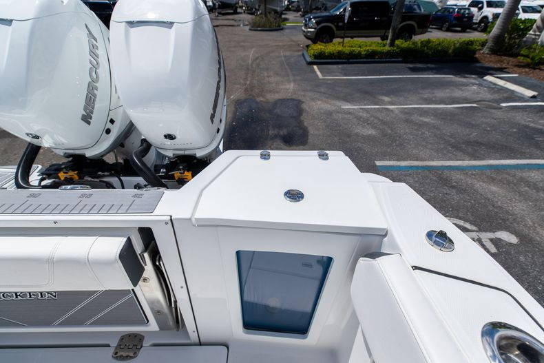 New 2023 Blackfin 332CC #C238 image 20