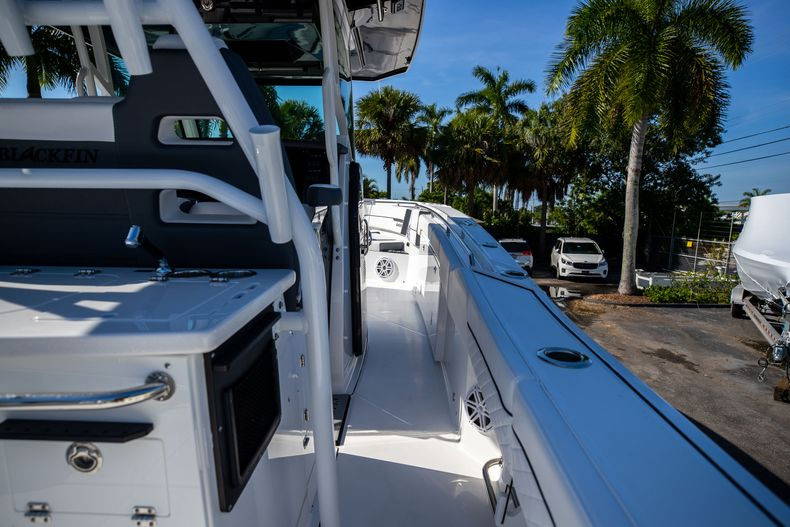 New 2023 Blackfin 332CC #C231 image 19