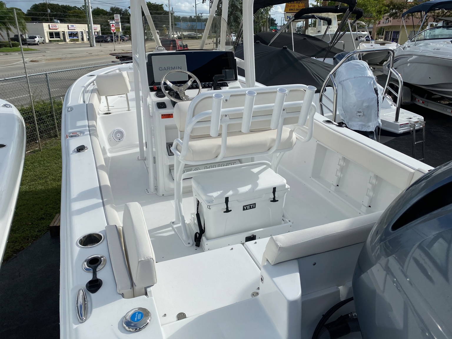 Alternative image of Sea Hunt Ultra 219 in West Palm Beach, FL