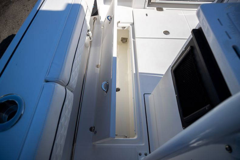 New 2023 Blackfin 332CC #C231 image 21