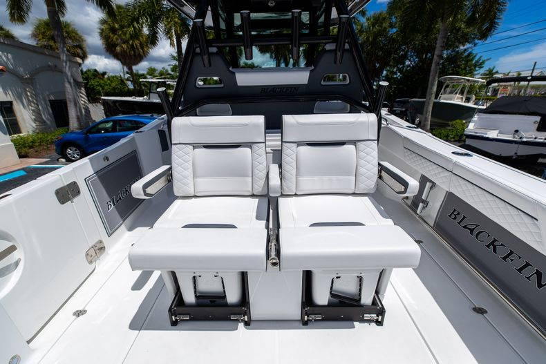 New 2023 Blackfin 332CC #C238 image 27