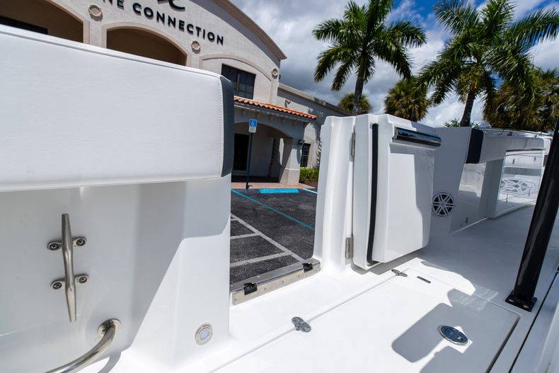 New 2023 Blackfin 332CC #C238 image 30