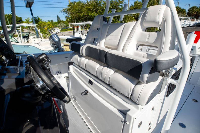 New 2023 Blackfin 332CC #C231 image 35