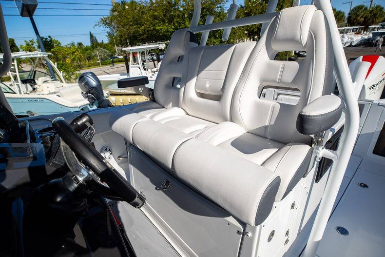 New 2023 Blackfin 332CC #C231 image 36