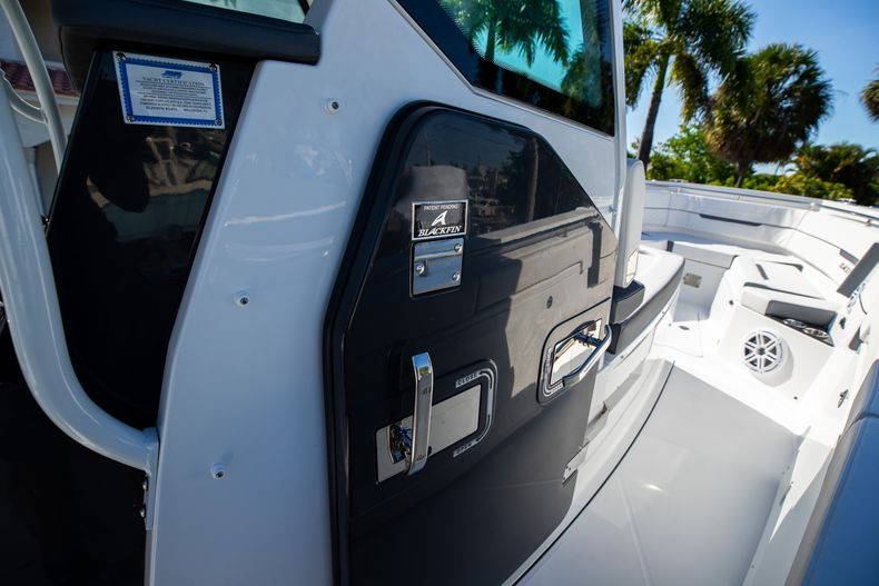 New 2023 Blackfin 332CC #C231 image 37
