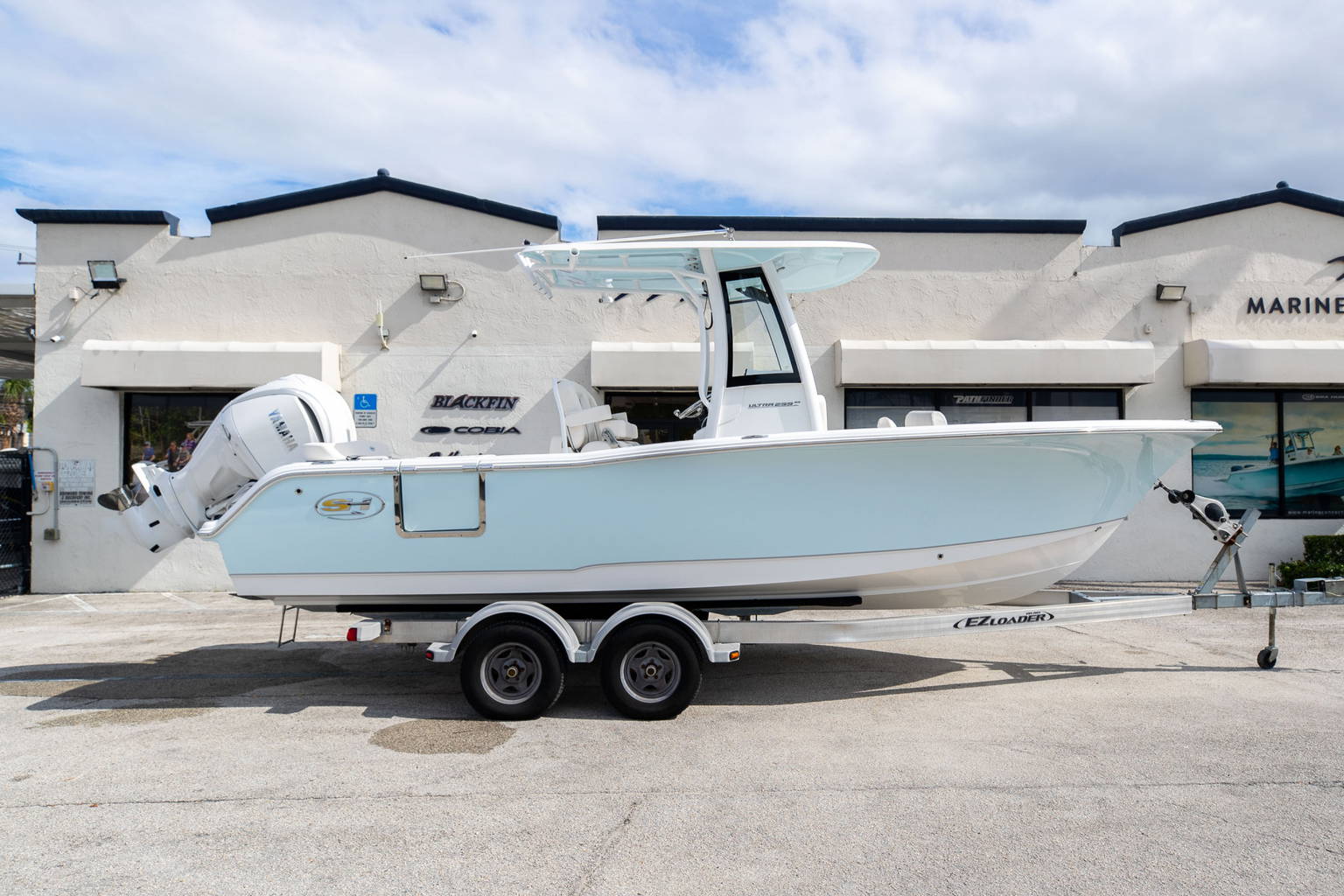 New 2023 Sea Hunt Ultra 239 SE #0032 image 1