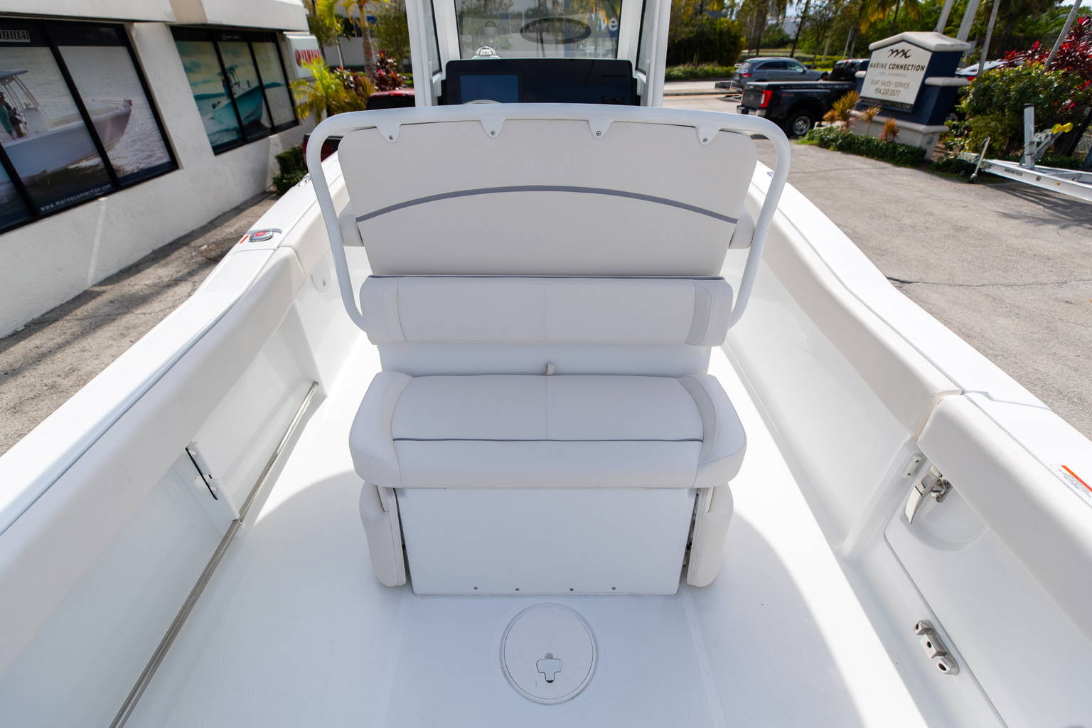 New 2023 Sea Hunt Ultra 239 SE #0032 image 18
