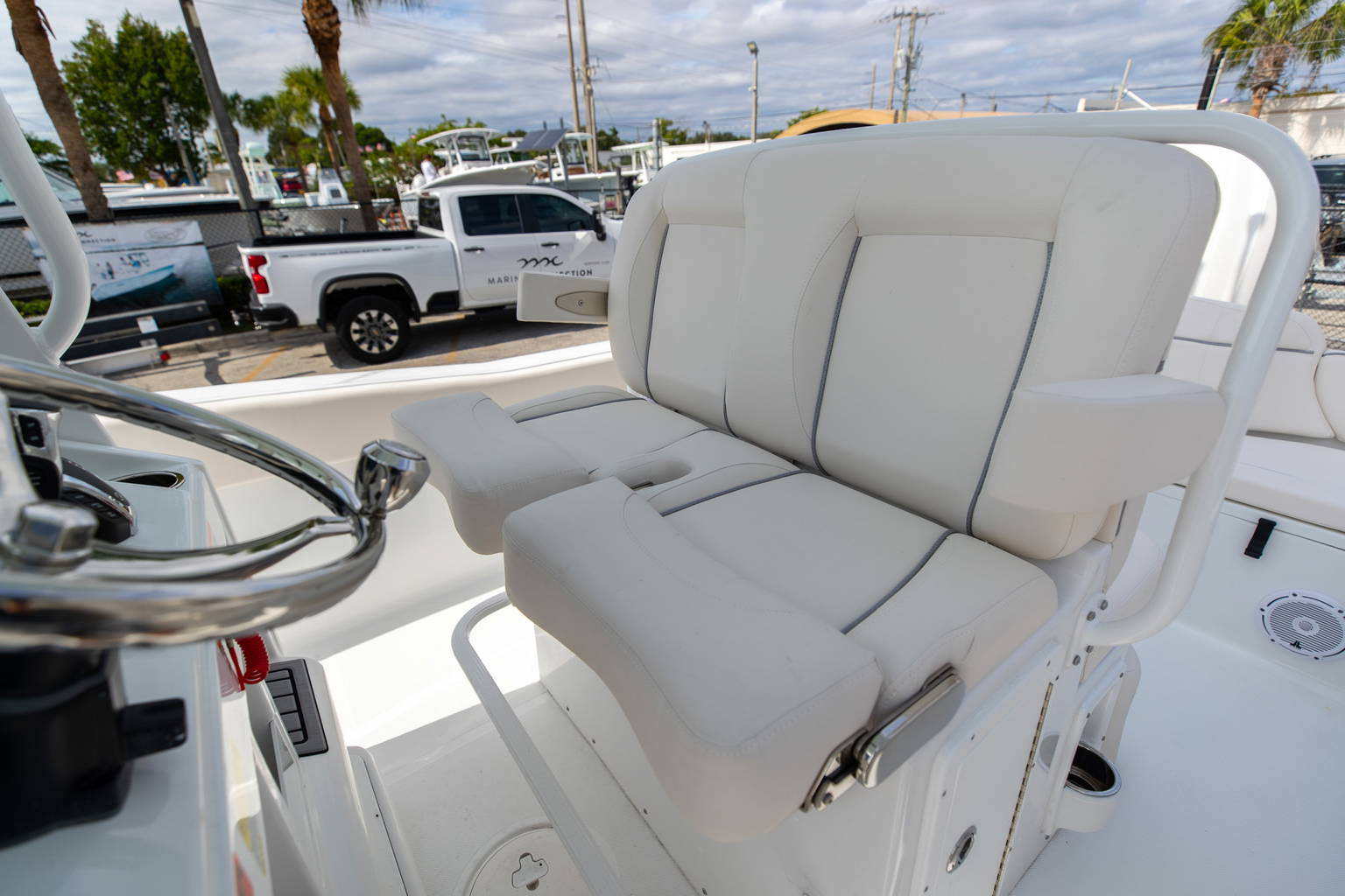 New 2023 Sea Hunt Ultra 239 SE #0032 image 34