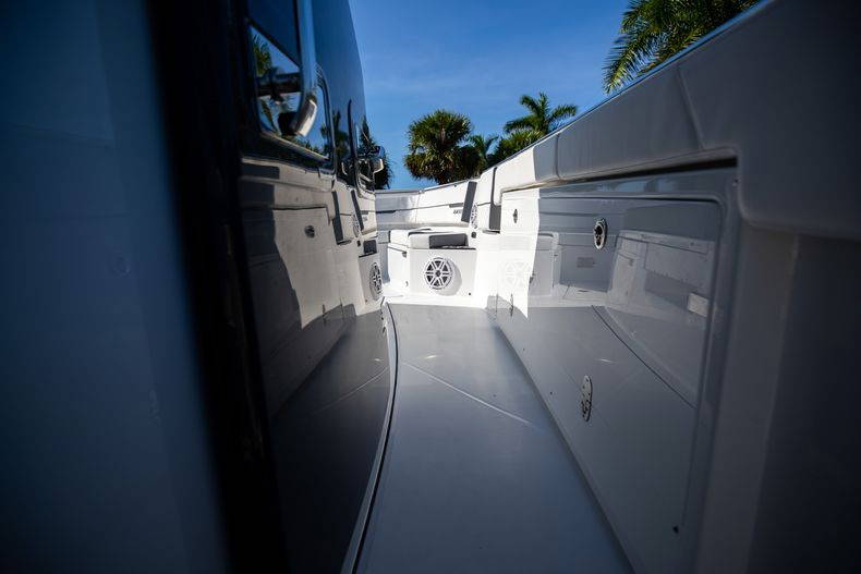 New 2023 Blackfin 332CC #C231 image 41