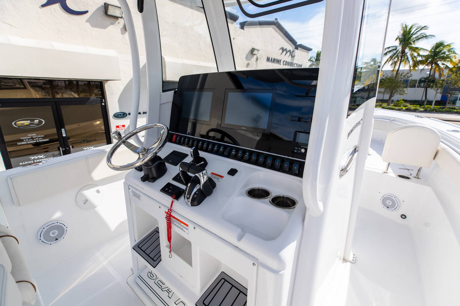 New 2022 Sea Hunt Ultra 305 SE #0062 image 21