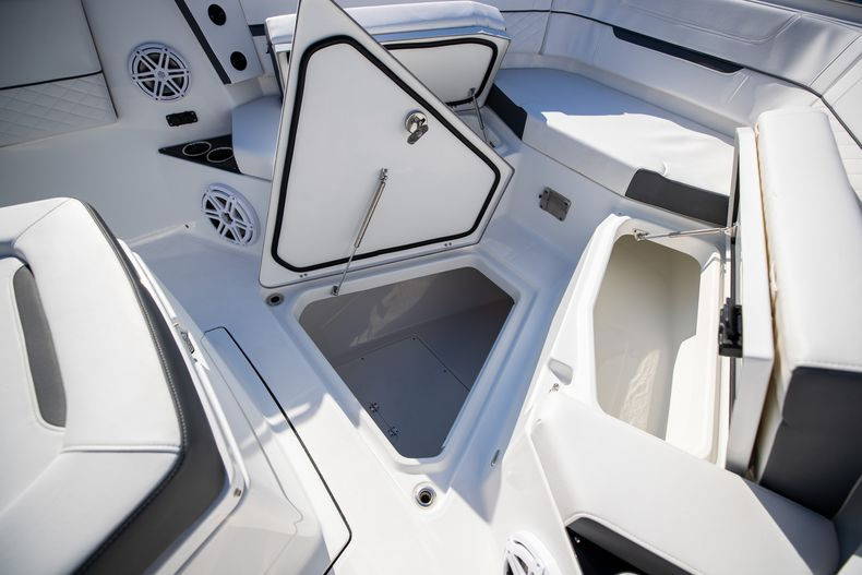 New 2023 Blackfin 332CC #C231 image 49