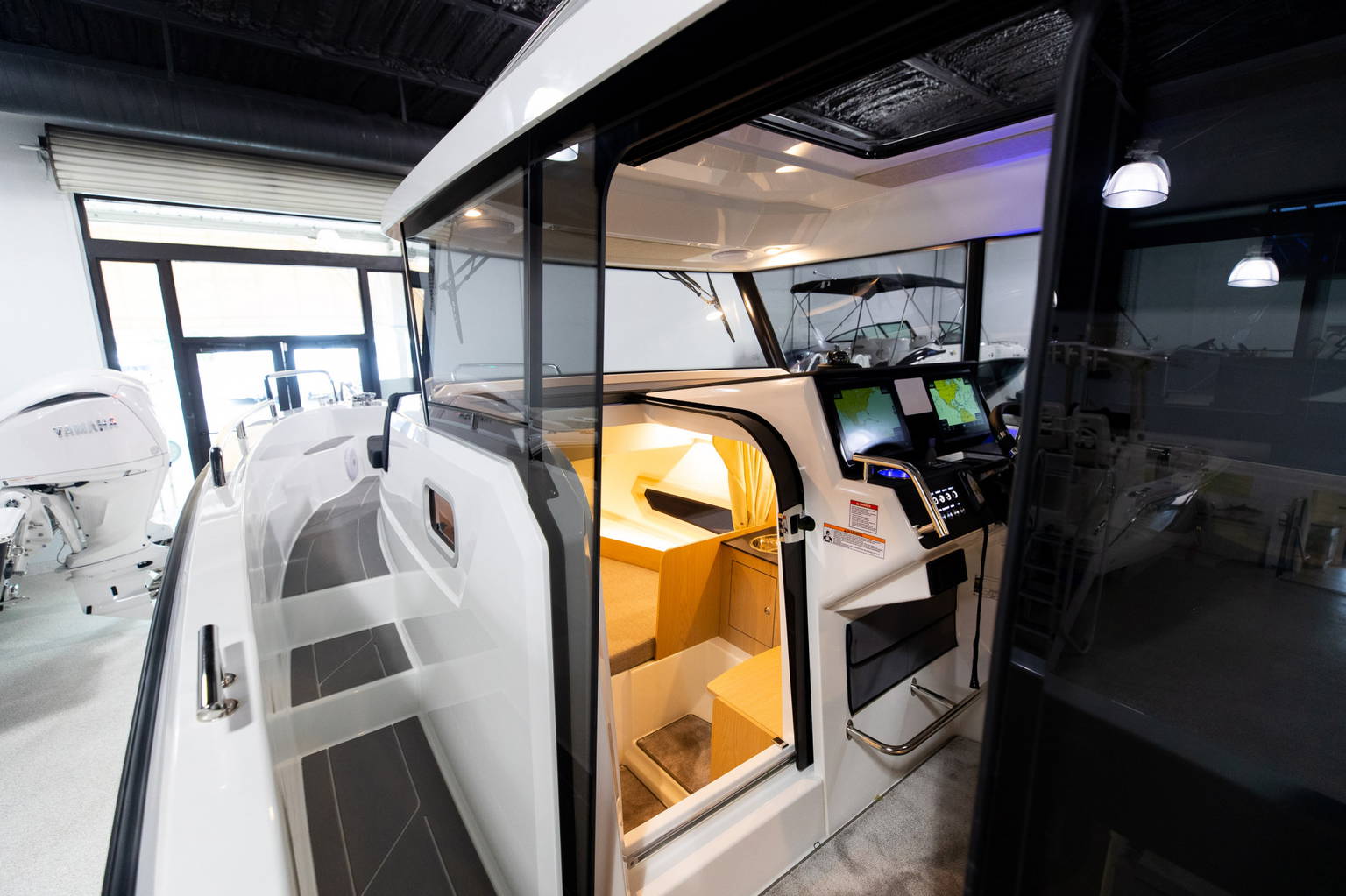 Alternative image of Quarken 27 Cabin in Stuart, FL