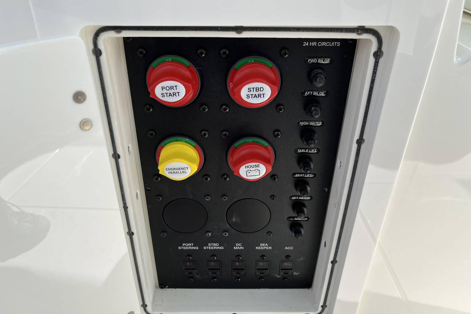 New 2023 Cobia 330 DC #F003 image 33