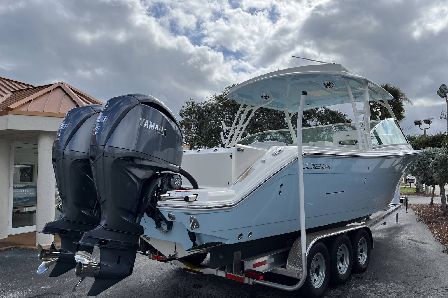 New 2023 Cobia 330 DC #F003 image 6