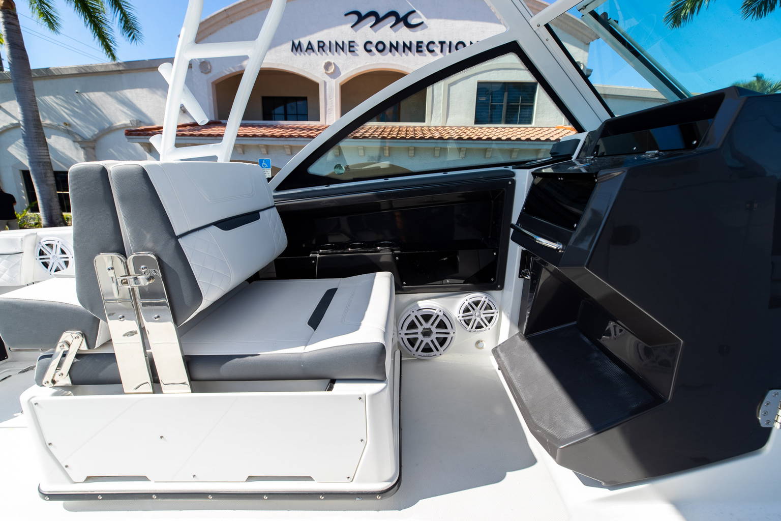 New 2023 Blackfin 252DC #H202 image 36