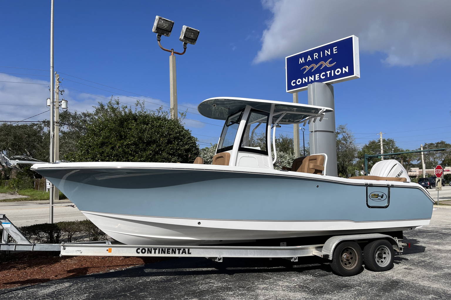 New 2022 Sea Hunt Ultra 255 SE #0243 image 1