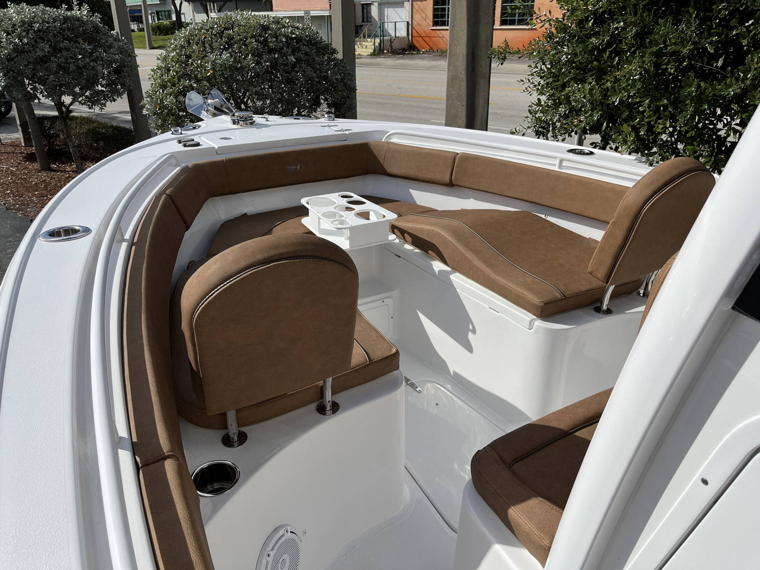 Alternative image of Sea Hunt Ultra 255 SE in West Palm Beach, FL
