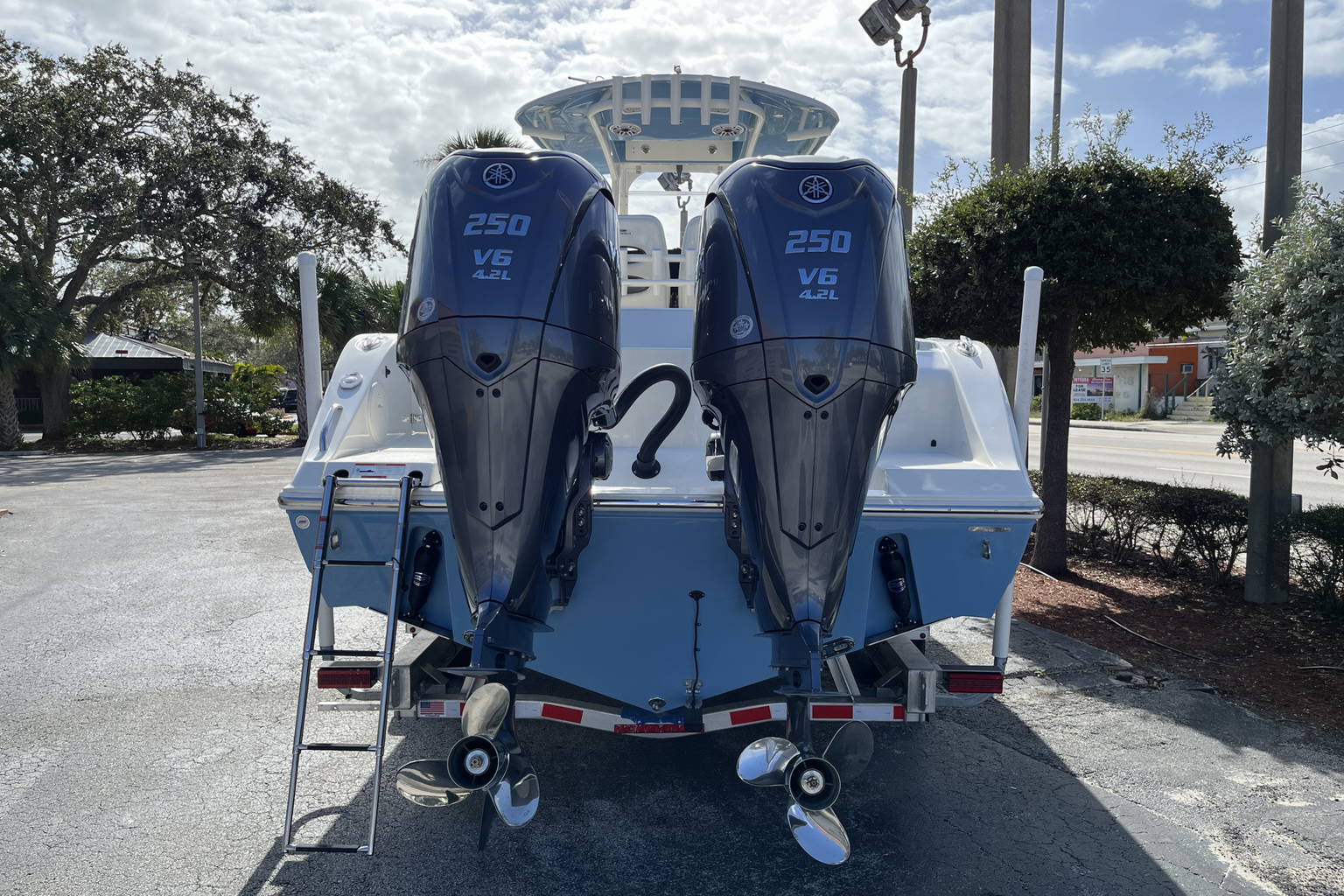 New 2023 Cobia 280 CC #D029 image 5