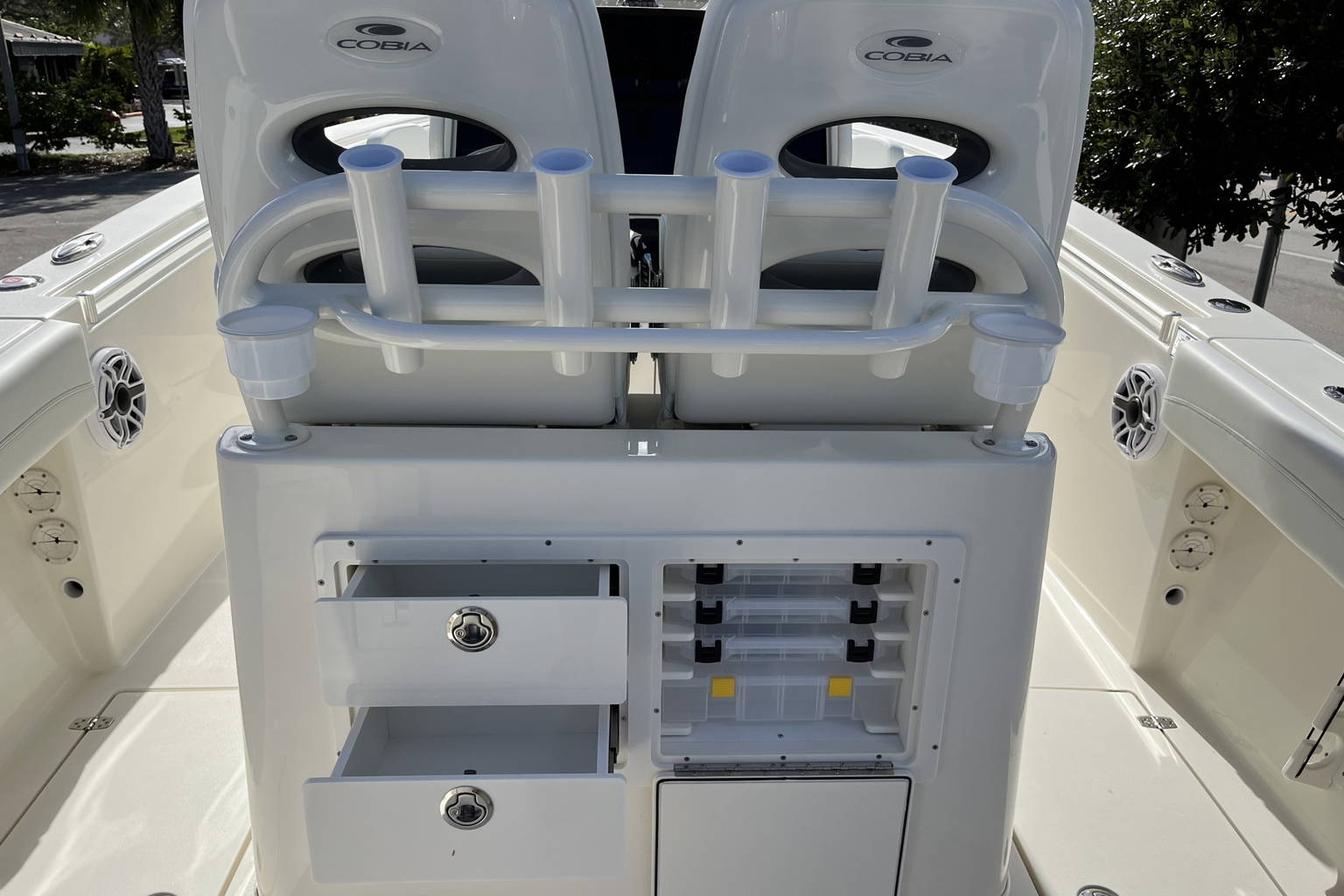 New 2023 Cobia 280 CC #D029 image 11