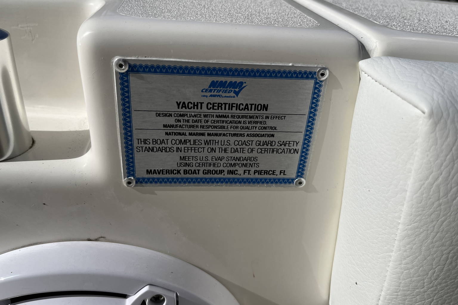 New 2023 Cobia 280 CC #D029 image 22