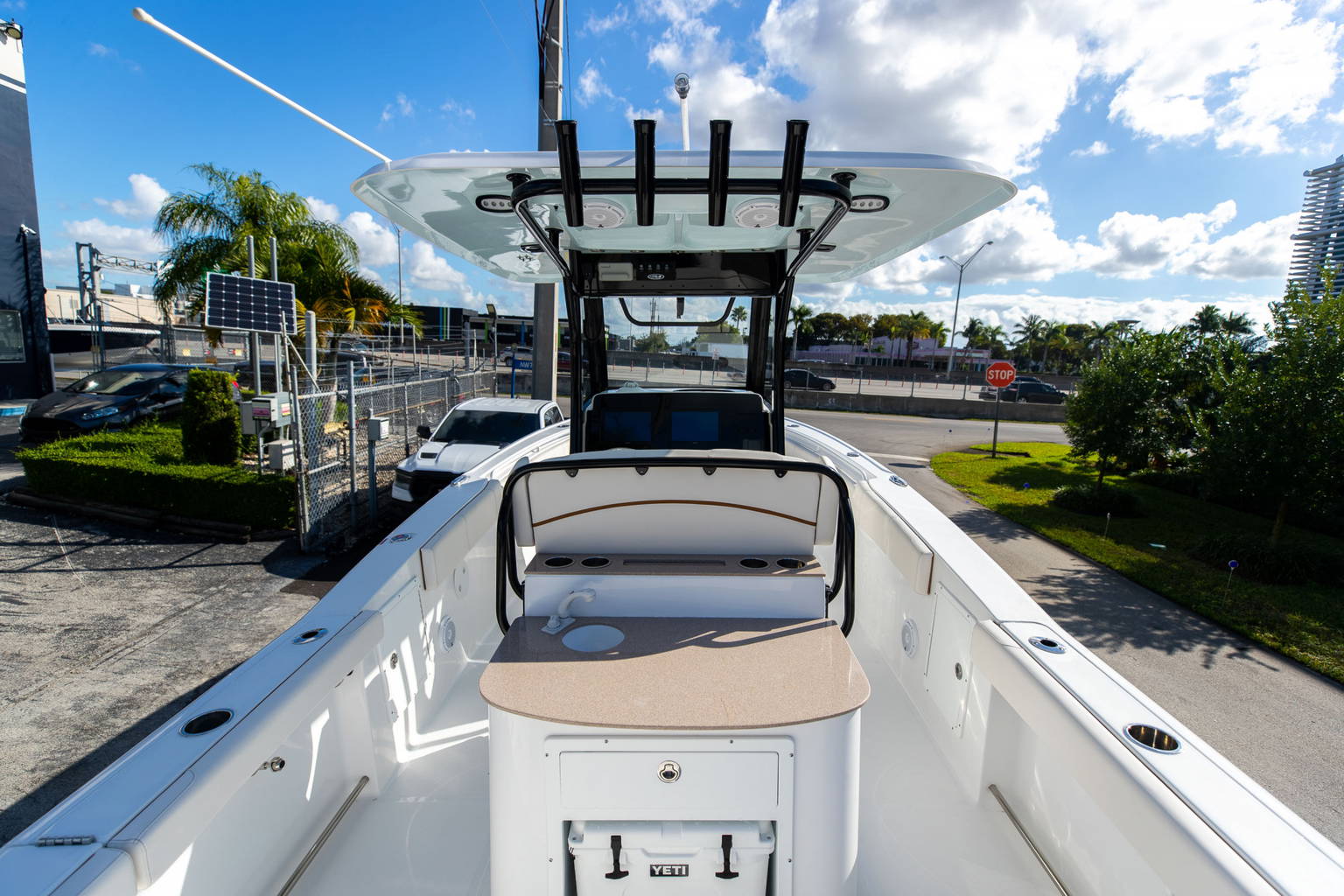 New 2022 Sea Hunt Ultra 305 SE #0060 image 7