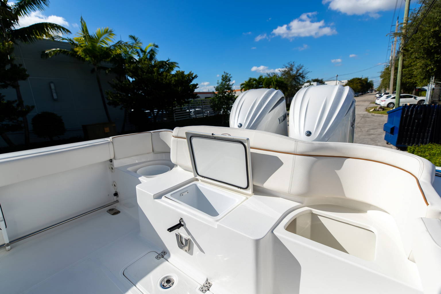 New 2022 Sea Hunt Ultra 305 SE #0060 image 11