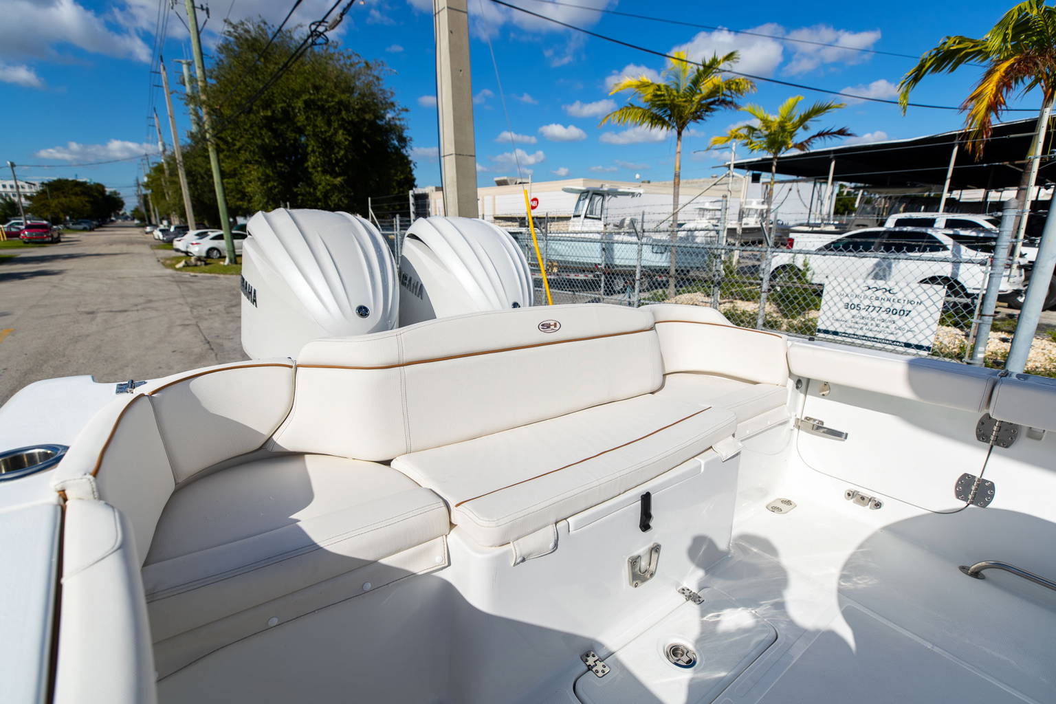 New 2022 Sea Hunt Ultra 305 SE #0060 image 8
