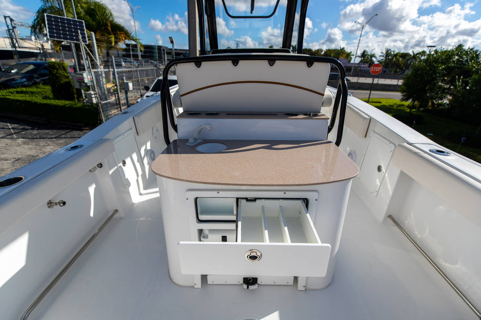 New 2022 Sea Hunt Ultra 305 SE #0060 image 14