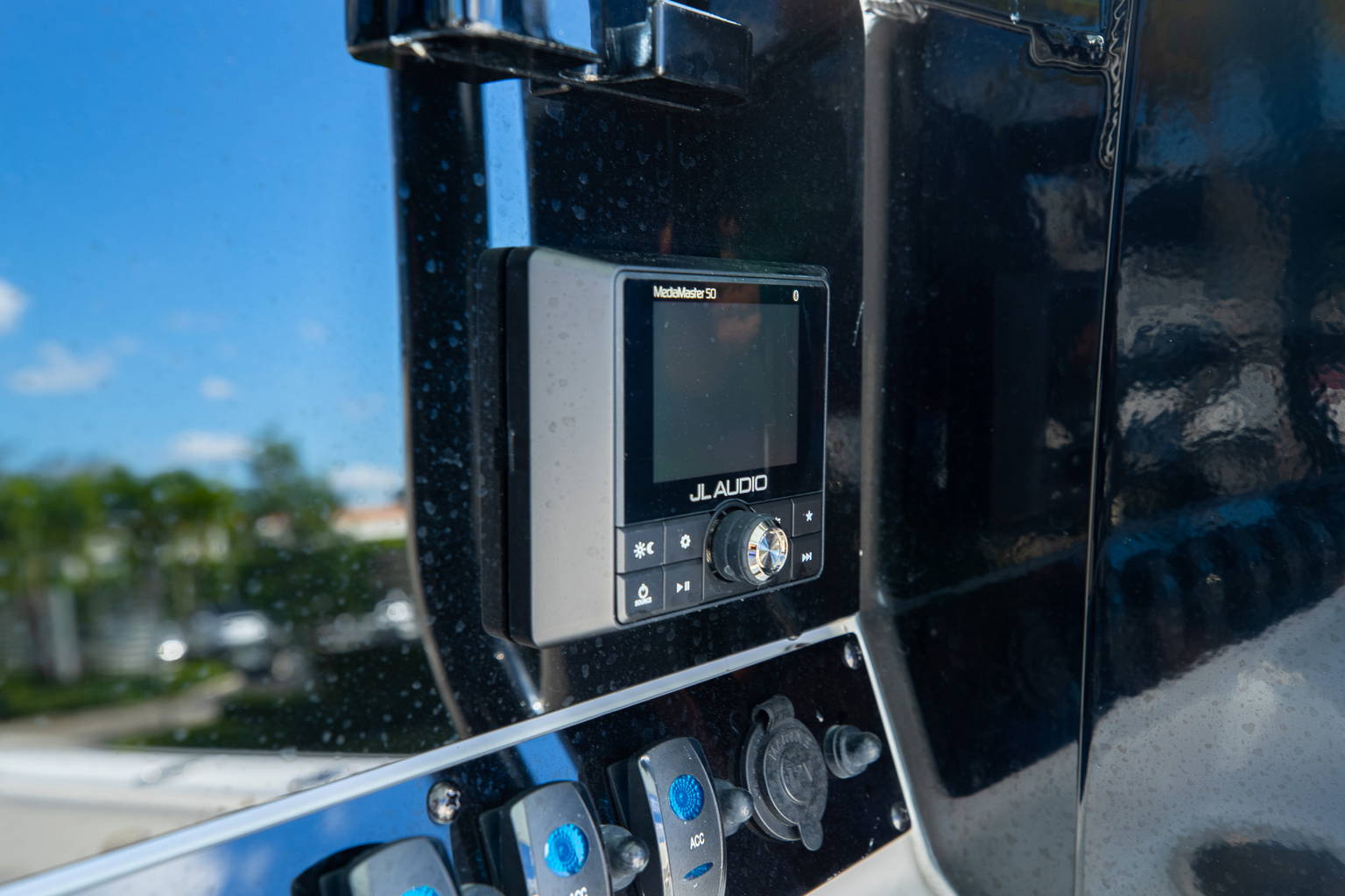 New 2022 Sea Hunt Ultra 305 SE #0060 image 19