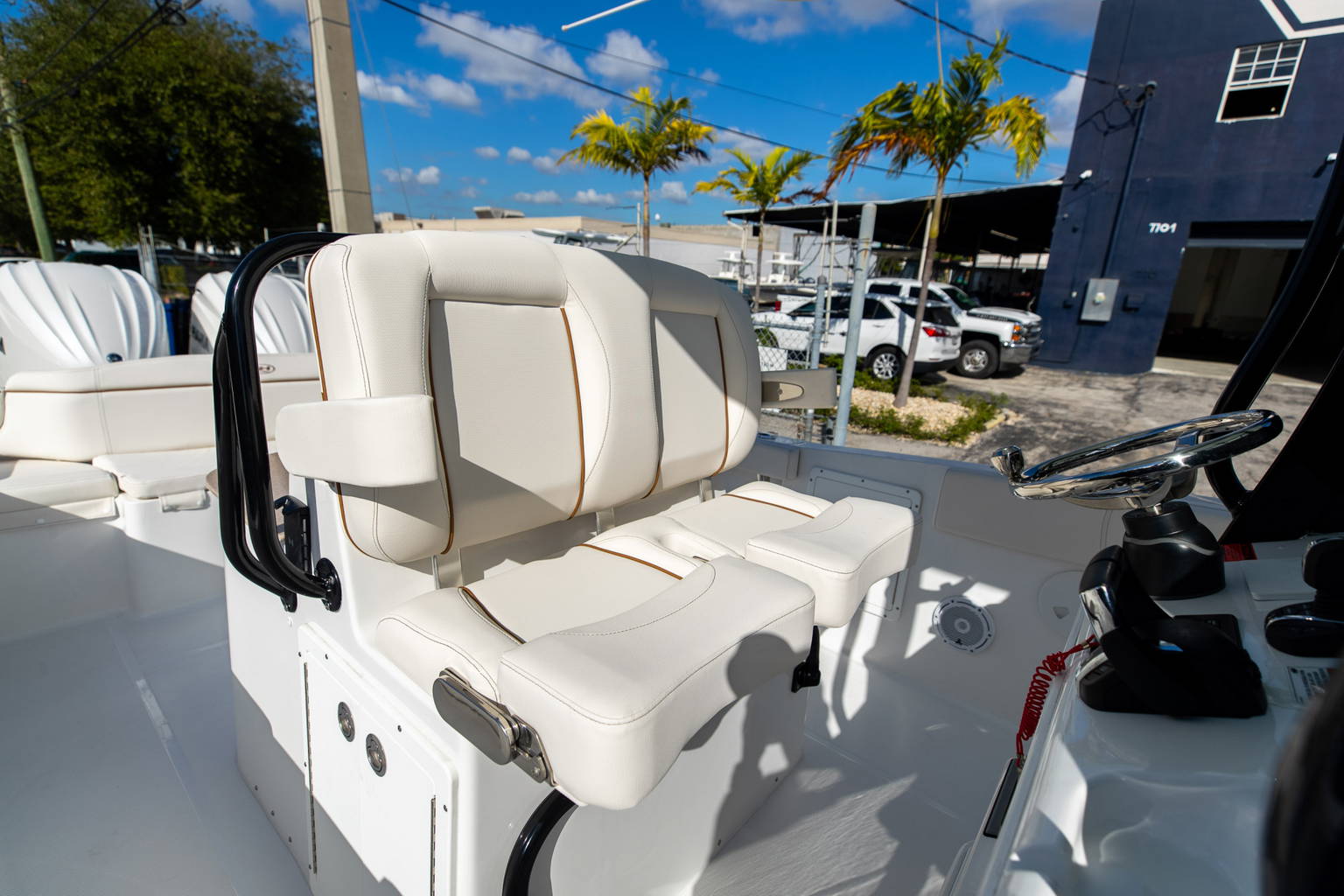 New 2022 Sea Hunt Ultra 305 SE #0060 image 29