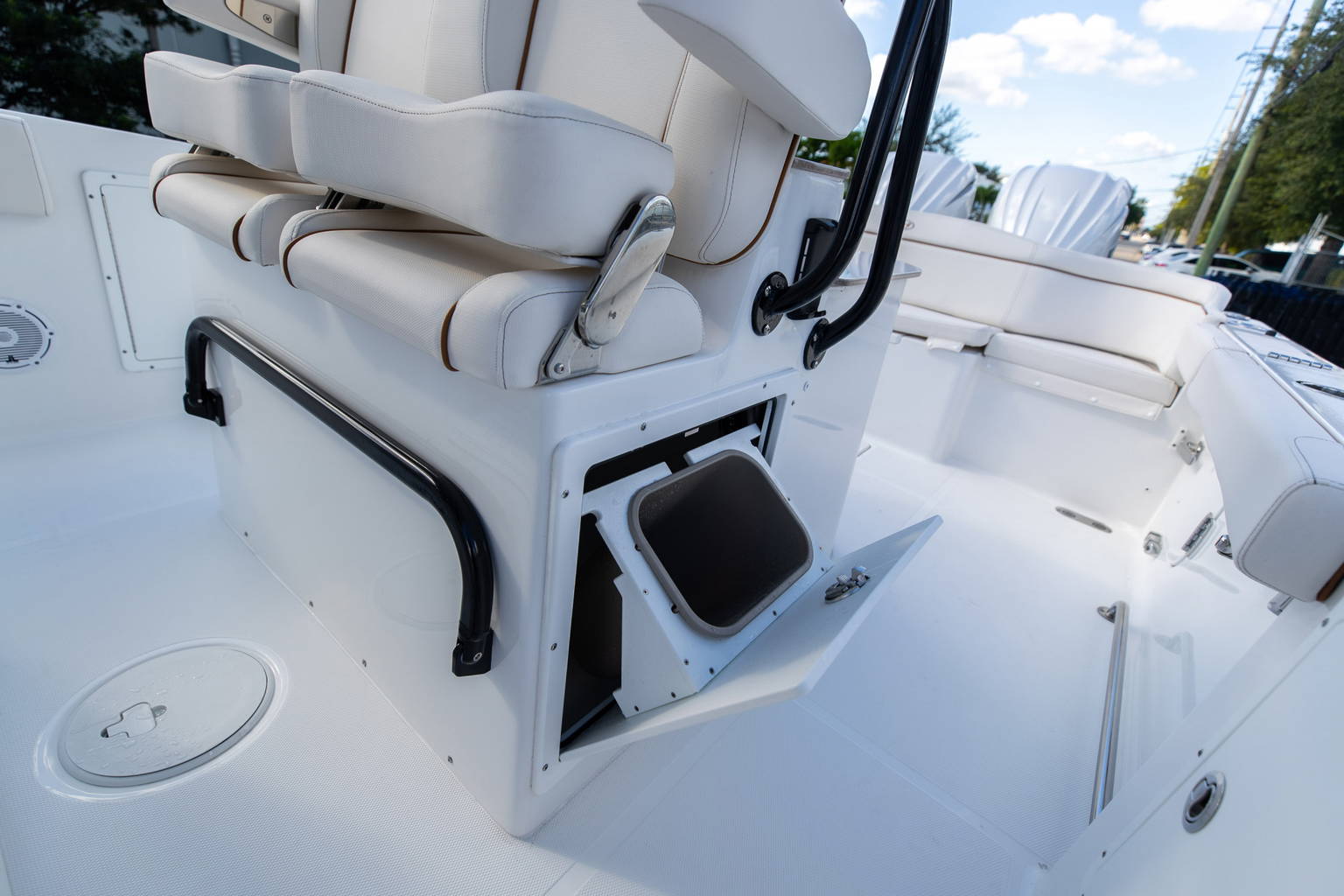 New 2022 Sea Hunt Ultra 305 SE #0060 image 35