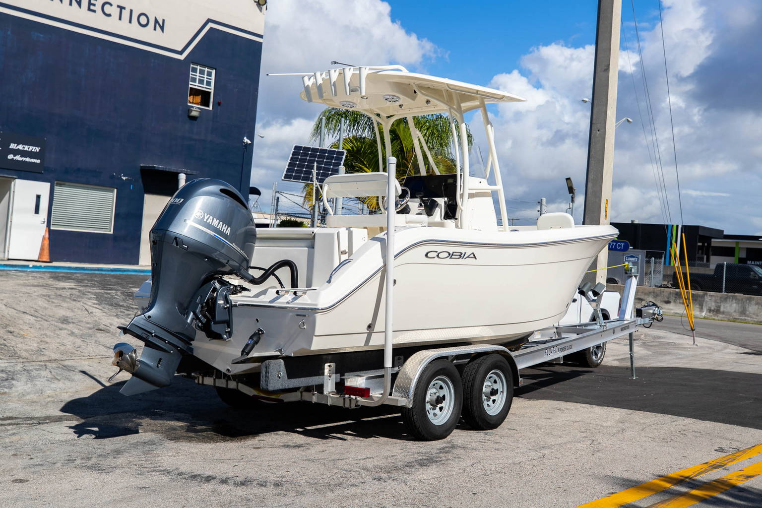New 2023 Cobia 220 CC #X031 image 5