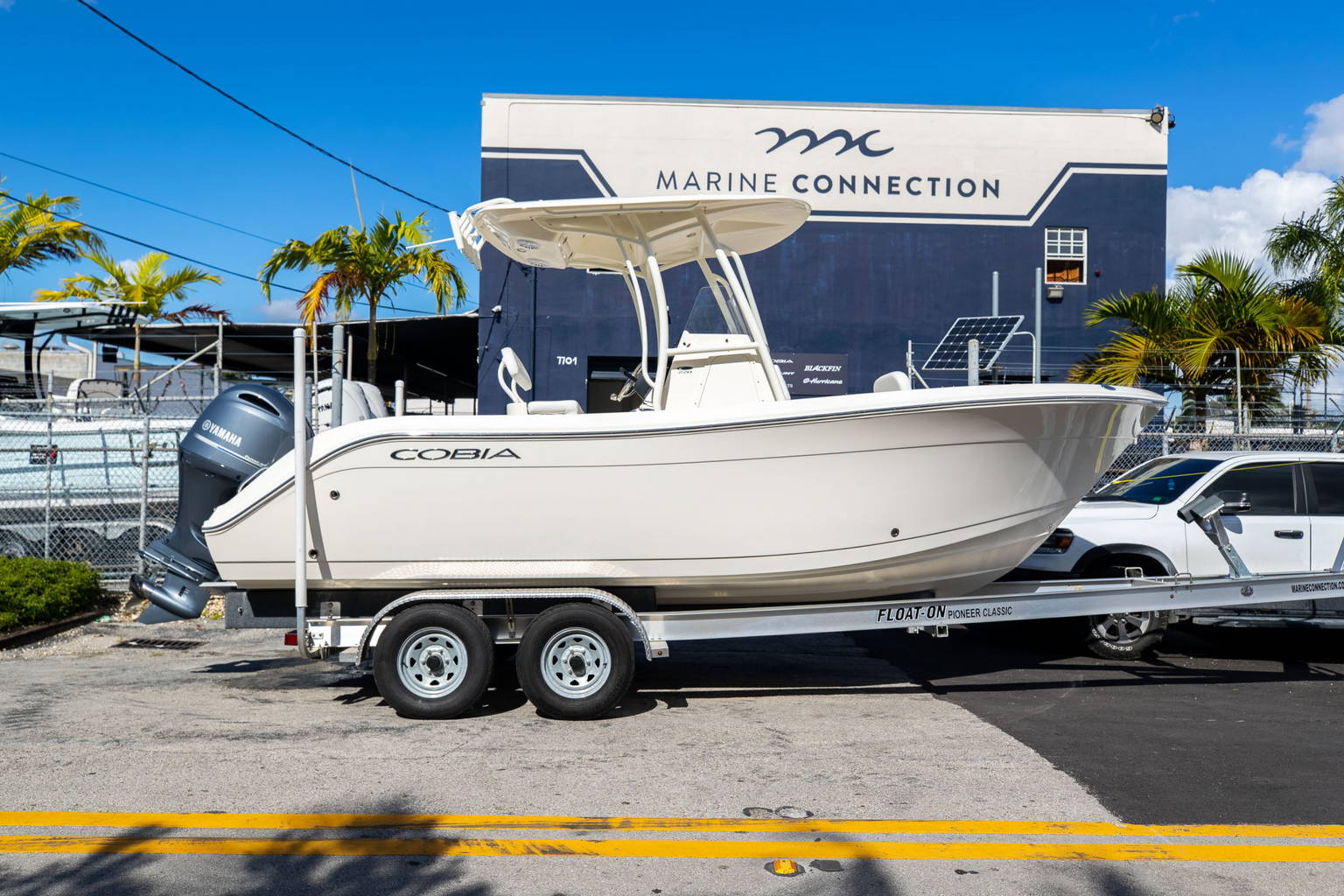 New 2023 Cobia 220 CC #X031 image 1