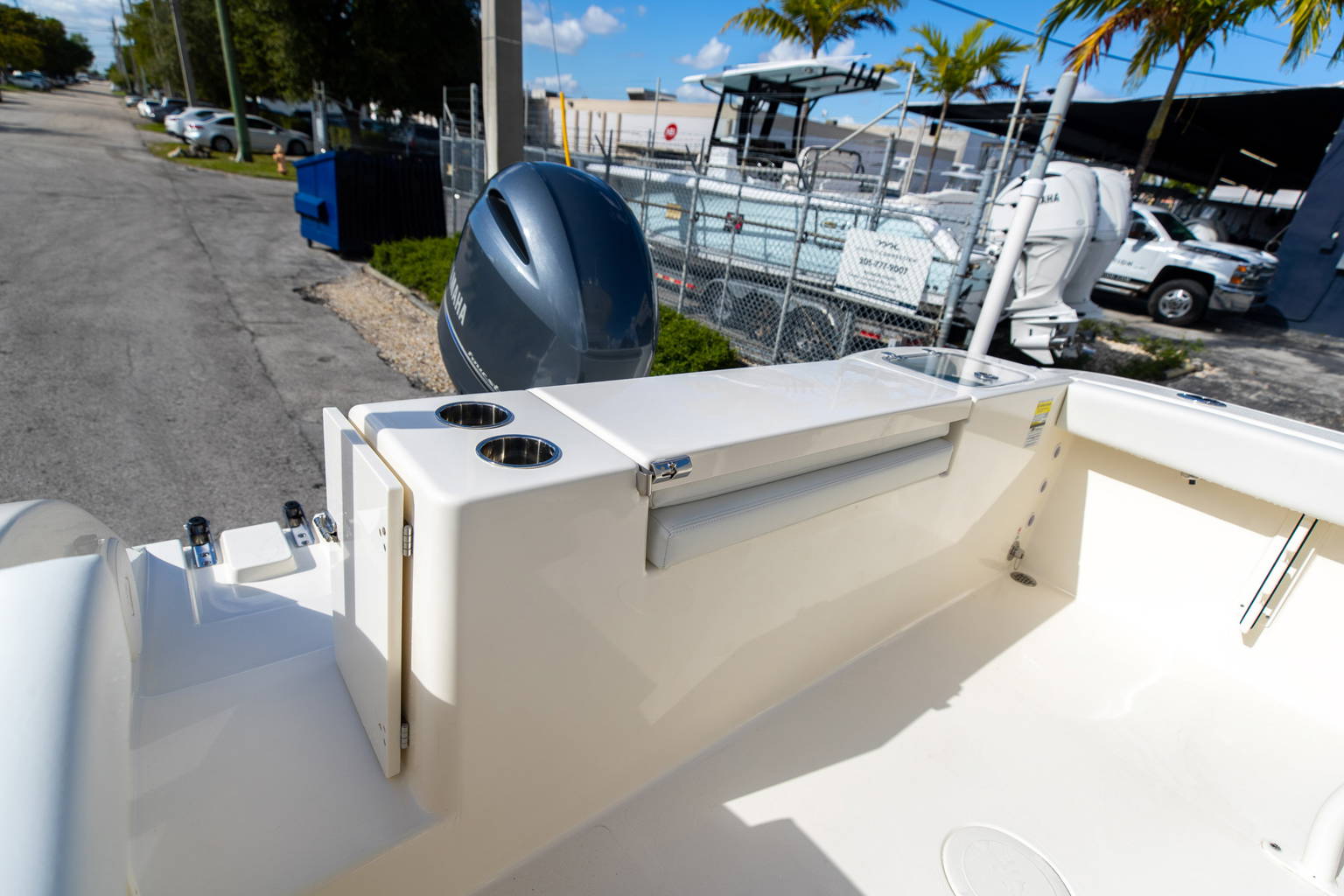 New 2023 Cobia 220 CC #X031 image 8