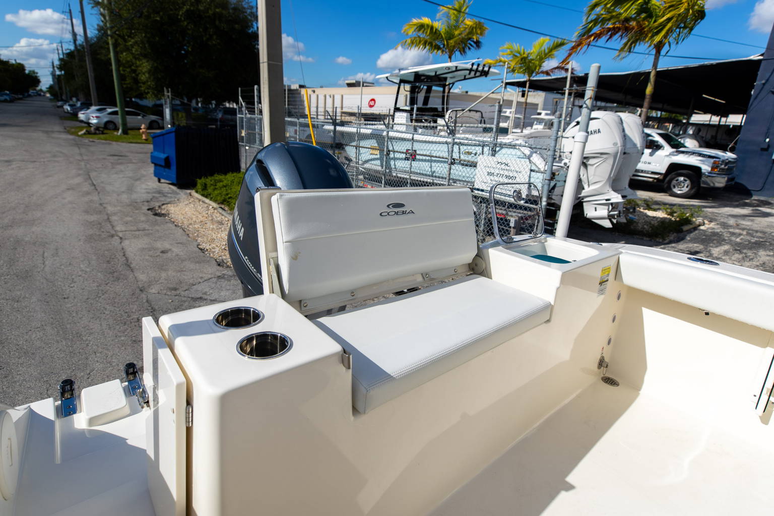 New 2023 Cobia 220 CC #X031 image 9