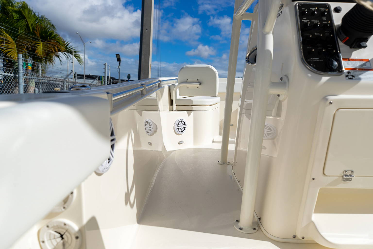 New 2023 Cobia 220 CC #X031 image 14