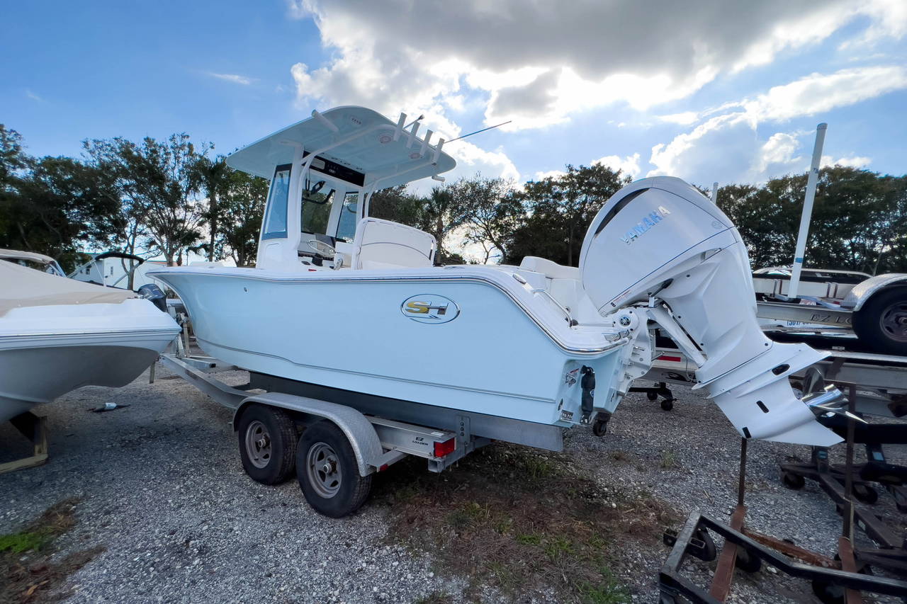 Main image of Sea Hunt Ultra 239 SE in West Palm Beach, FL