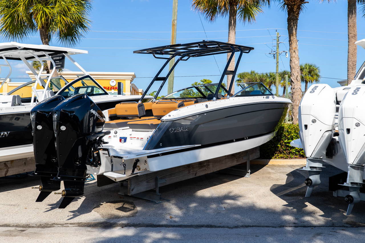 Main image of Cobalt R8 OB in Aventura, FL