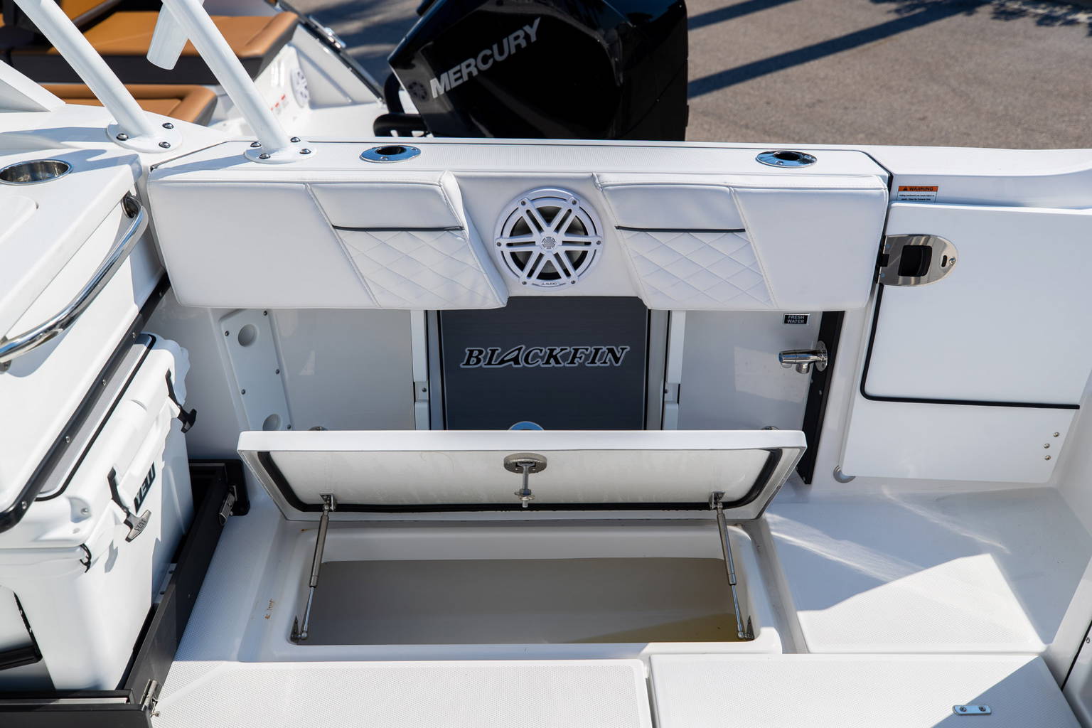 New 2023 Blackfin 252DC #H199 image 11