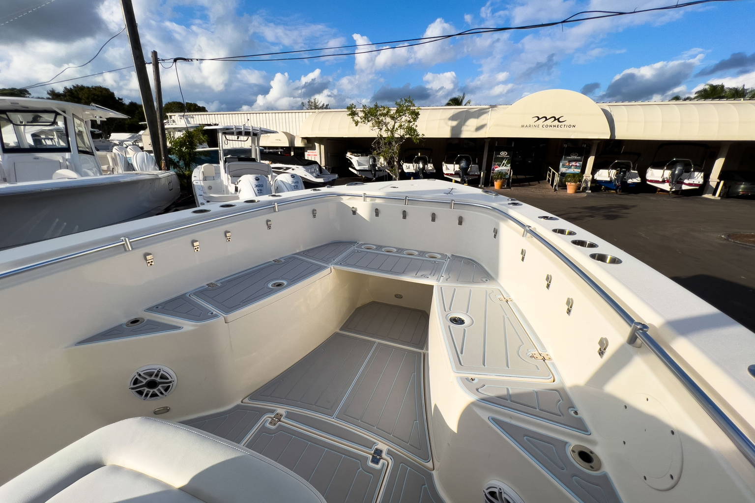 Used 2021 Cobia 301 #Z055 image 8