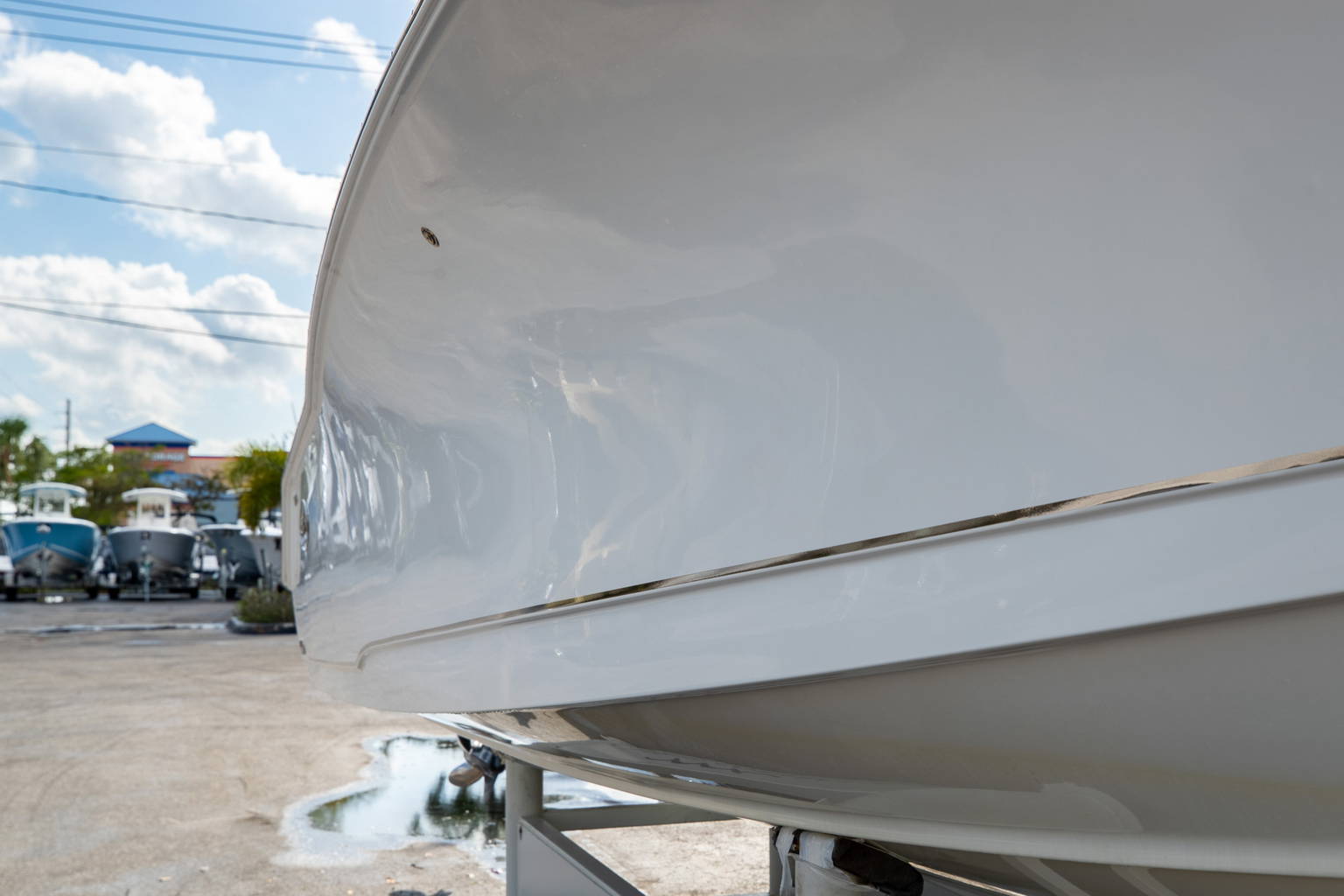 Used 2022 Sea Hunt Gamefish 27 CB #0177 image 3