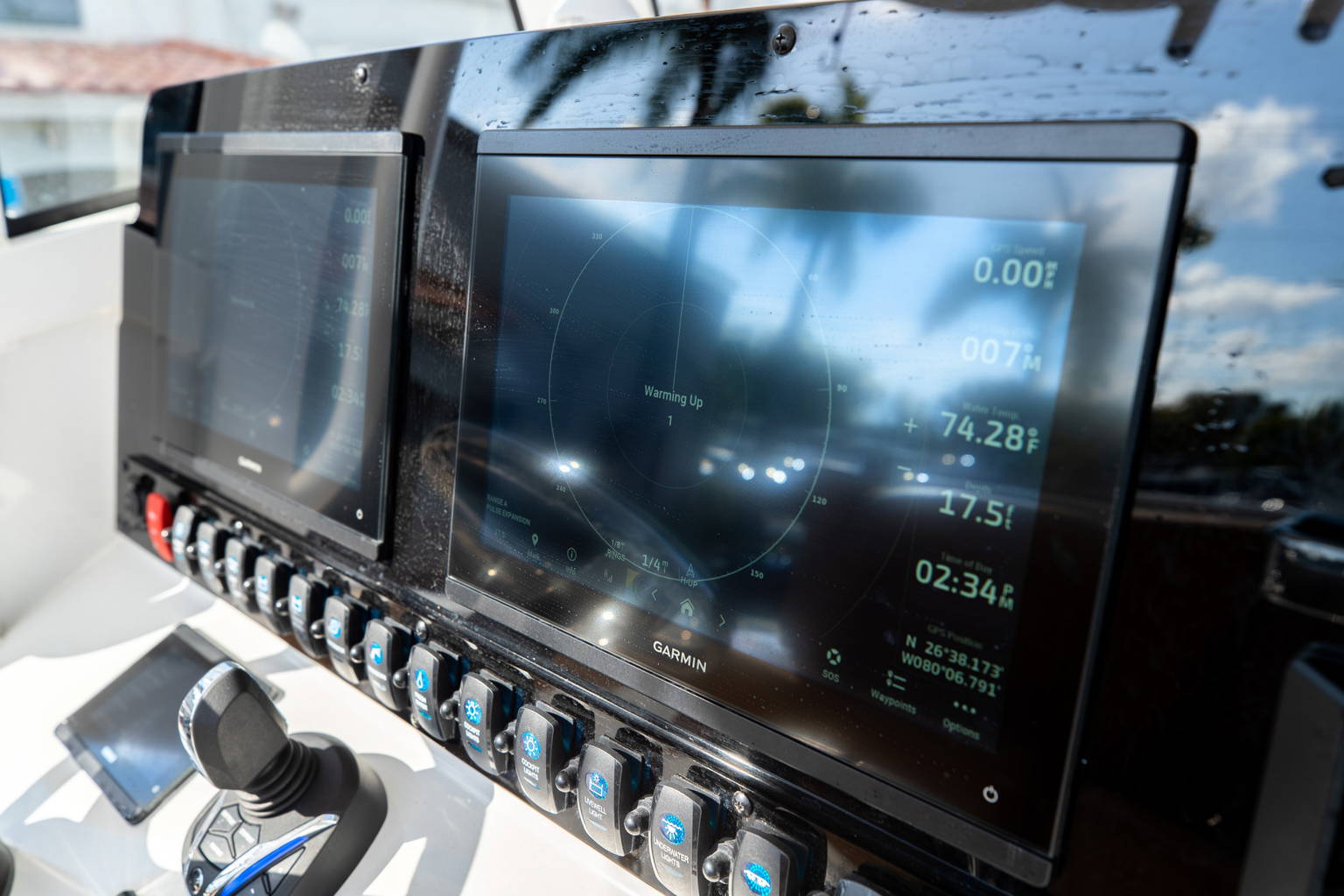 Used 2022 Sea Hunt Gamefish 27 CB #0177 image 30