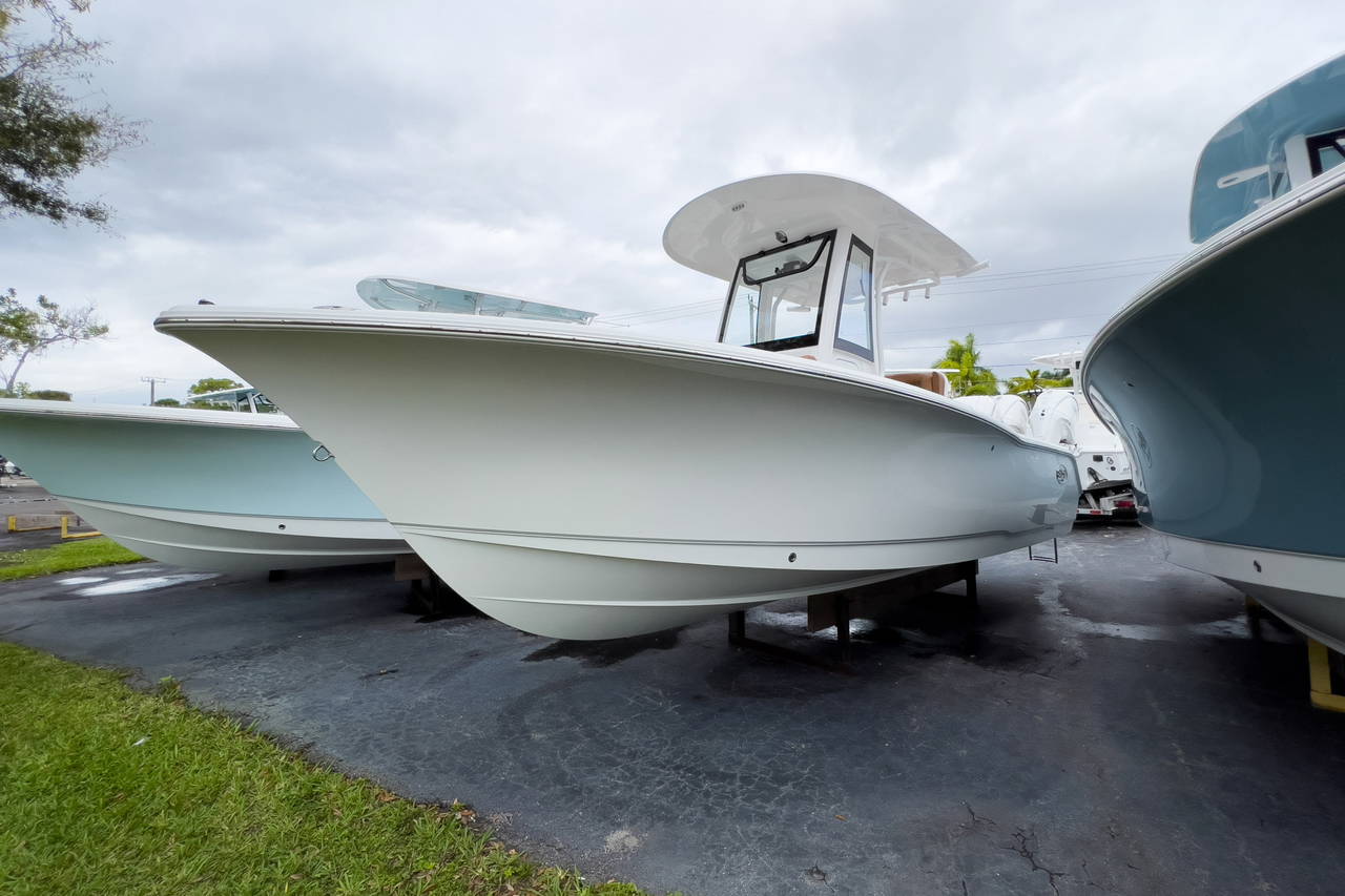 Main image of Sea Hunt Ultra 239 SE in West Palm Beach, FL