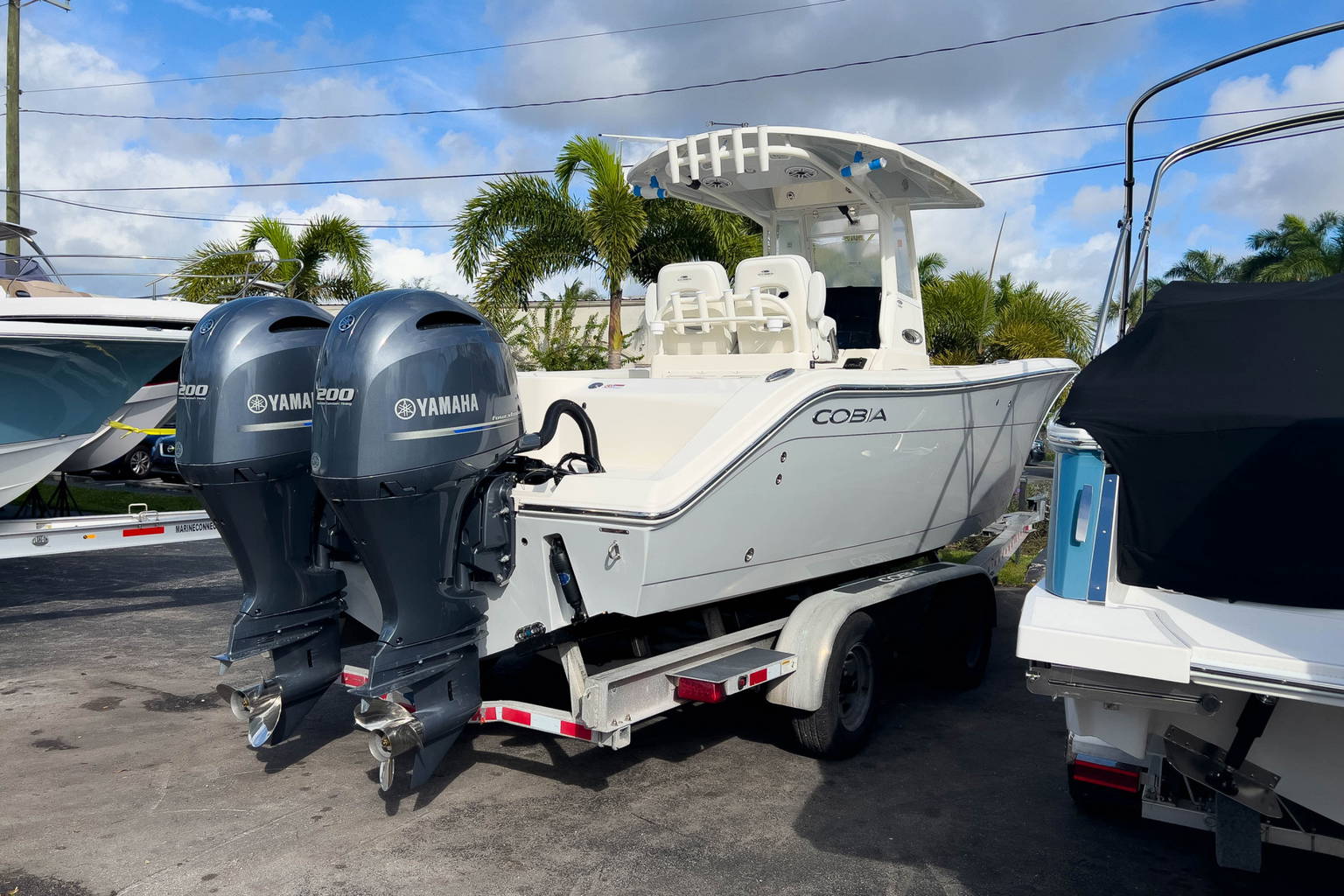New 2023 Cobia 280 CC #D045 image 6